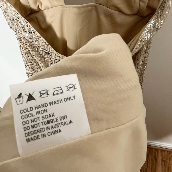 Hello Molly Womens Sequin Spotlight On Me Midi Dress M Silver Beige Prom Formal - Picture 14 of 14